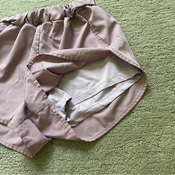 Women’s purple running shorts - Picture 3 of 4